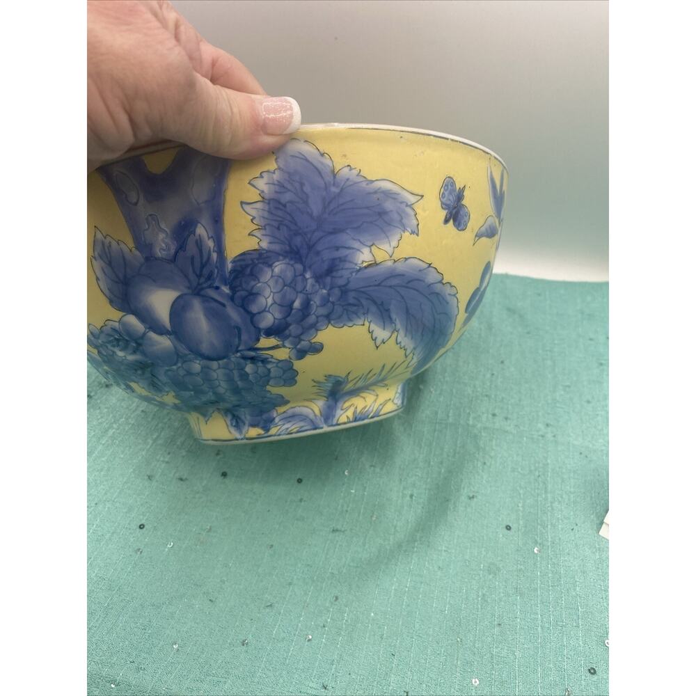 Amazing Porcelain Japanese ware 10 Inch Centerpiece bowl 10” Diameter - Picture 6 of 12